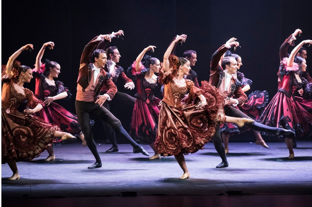 Invocación opens the dance program at Valencia’s Palau de Les Arts