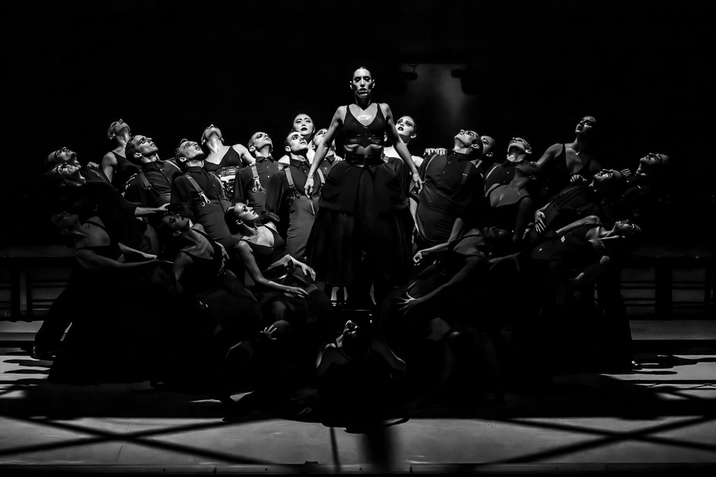 El Ballet Nacional de España lleva Afanador de gira al emblemático Teatro del Châtelet